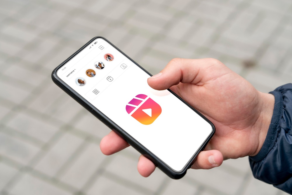 Instagram, ecco i reel orizzontali: il nuovo formato panoramico